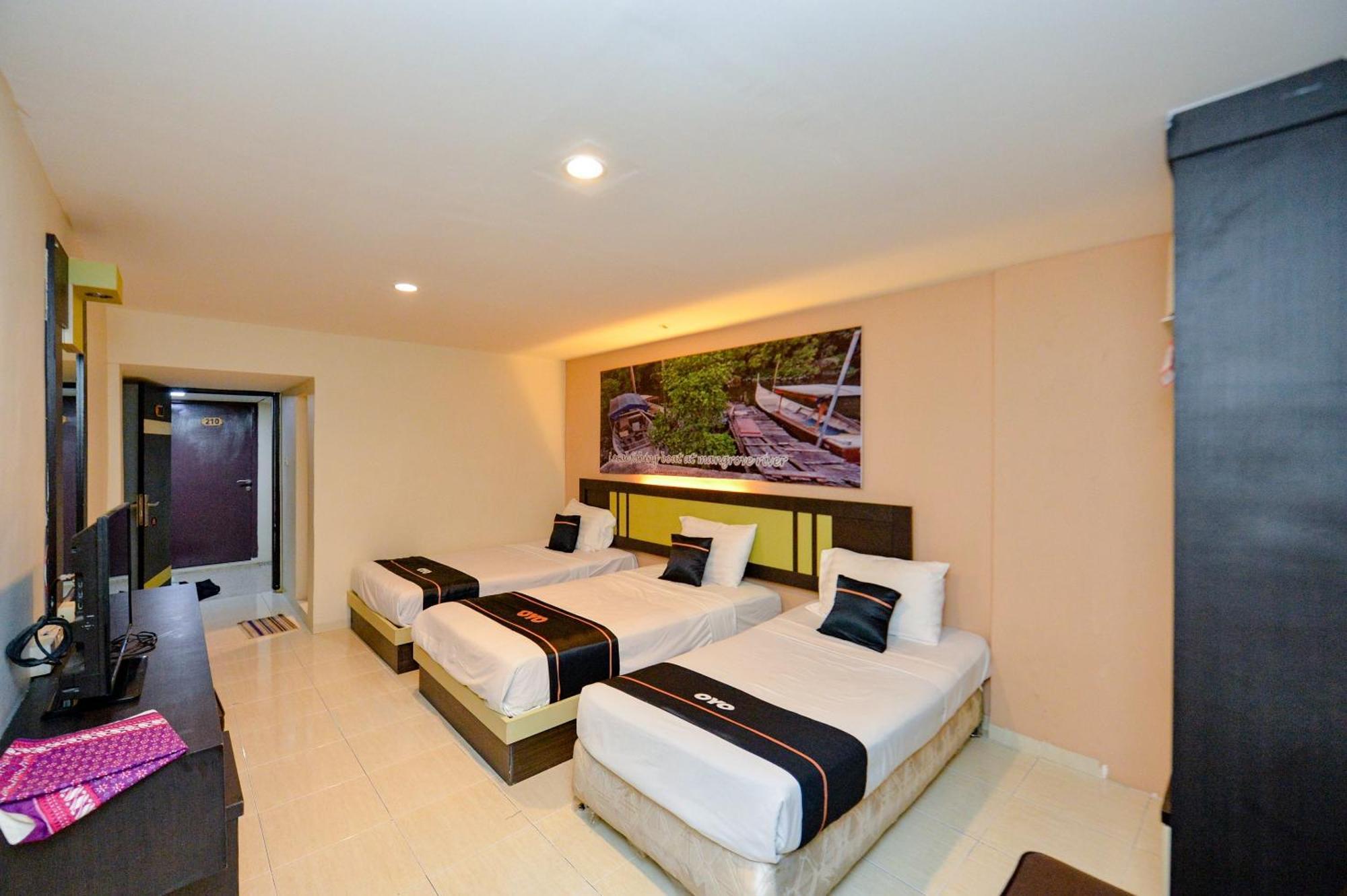 Oyo 2487 Sampurna Jaya Hotel Tanjung Pinang Exterior foto