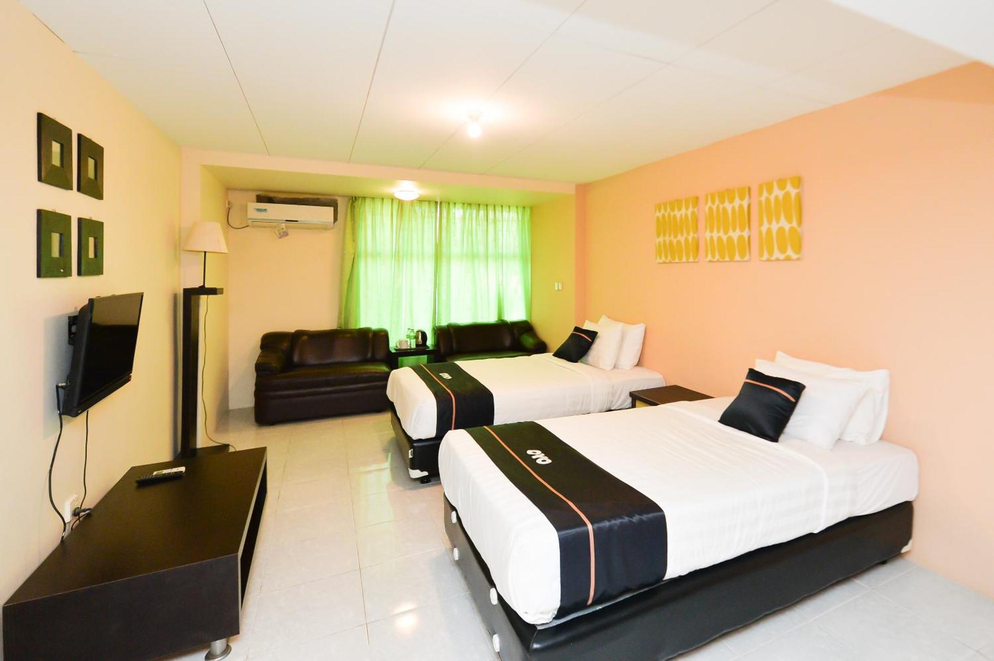 Oyo 2487 Sampurna Jaya Hotel Tanjung Pinang Exterior foto