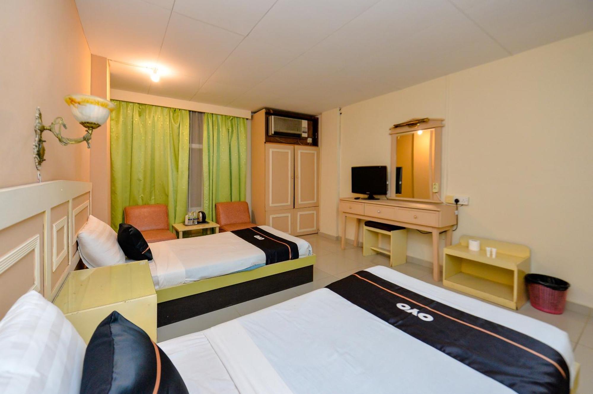 Oyo 2487 Sampurna Jaya Hotel Tanjung Pinang Exterior foto