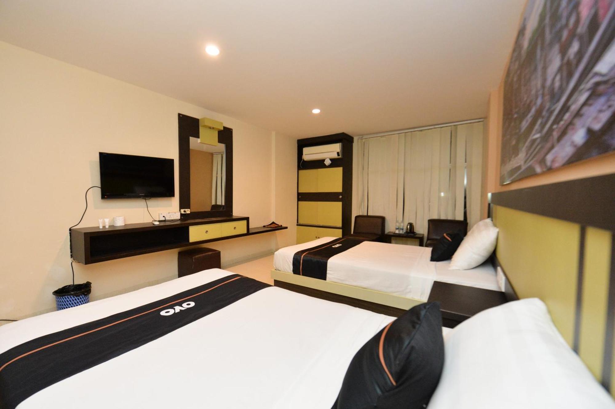 Oyo 2487 Sampurna Jaya Hotel Tanjung Pinang Exterior foto