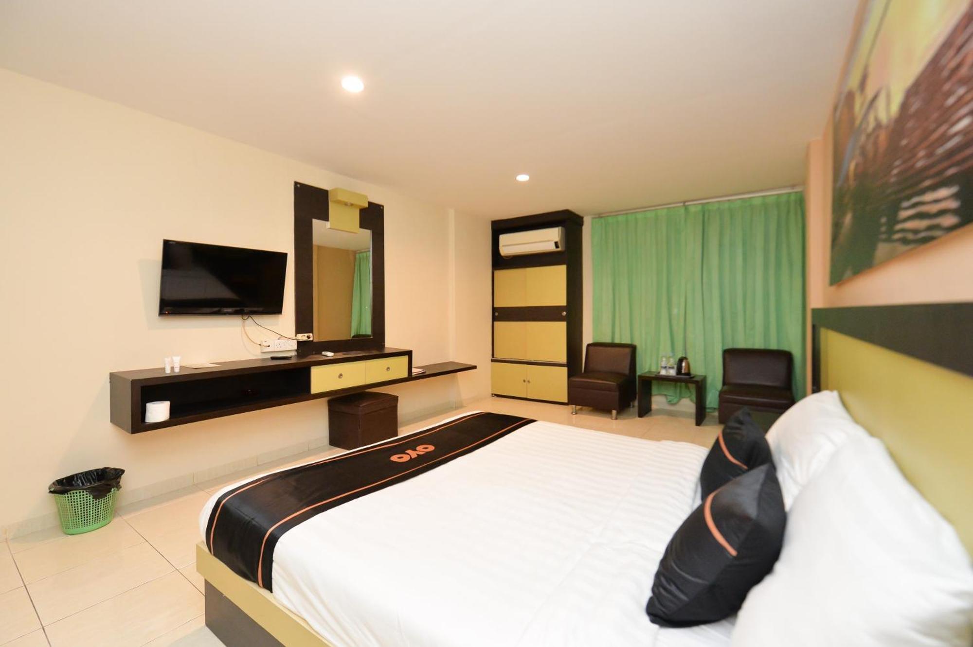 Oyo 2487 Sampurna Jaya Hotel Tanjung Pinang Exterior foto