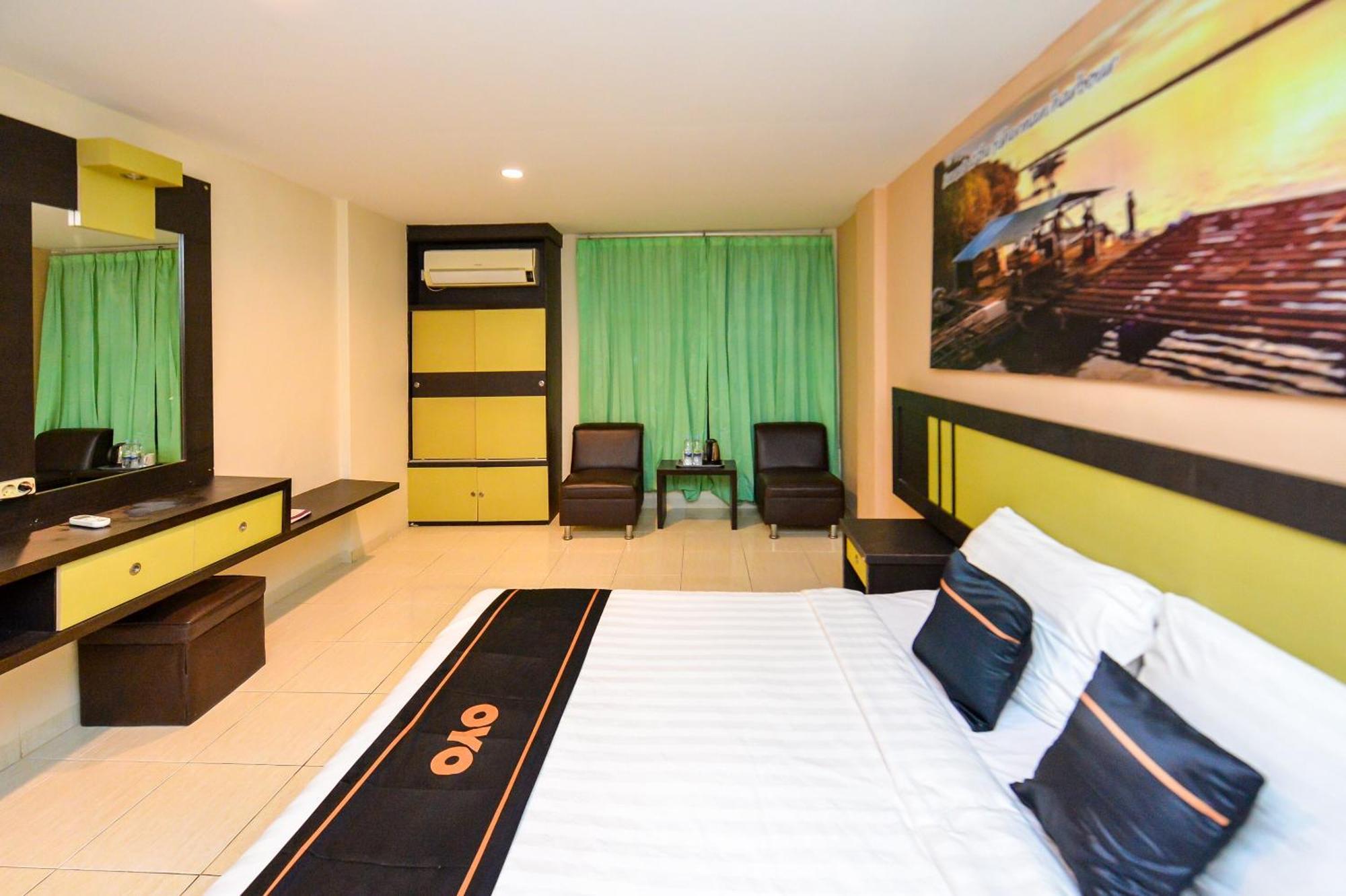 Oyo 2487 Sampurna Jaya Hotel Tanjung Pinang Exterior foto