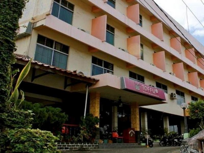 Oyo 2487 Sampurna Jaya Hotel Tanjung Pinang Exterior foto